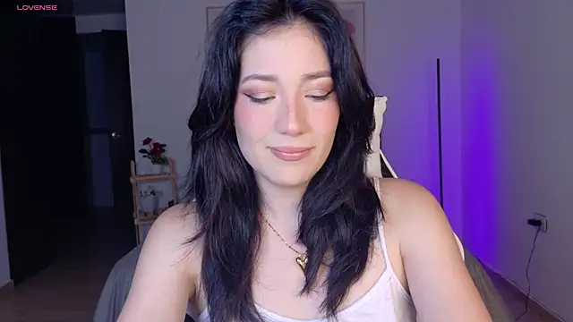 Snapshot of Eliih_01 chatting on 10/23/25, 03:39 Eliih 01 online show from 10/23/25, 03:39