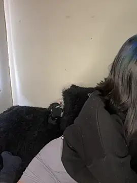 ZoeRaven Pink online show from 10/23/25, 12:48