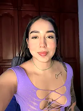 Snapshot of KaditaNavarro chatting on 10/01/25, 05:30 KaditaNavarro online show from 10/01/25, 05:30