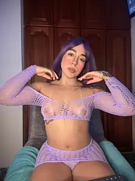 Snapshot of KaditaNavarro chatting on 11/01/25, 05:59 KaditaNavarro online show from 11/01/25, 05:59