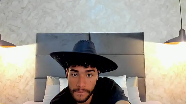 Snapshot of RaphaelDufort chatting on 09/27/25, 11:54 RaphaelDufort online show from 09/27/25, 11:54