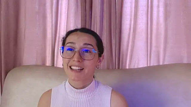 Ginevra esposito online show from 04/07/26, 12:49