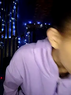 Snapshot of ValentinaStorm1 chatting on 11/16/25, 10:32 ValentinaStorm1 online show from 11/16/25, 10:32