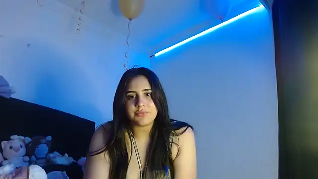 Snapshot of Electraweb_09 chatting on 12/18/25, 08:59 Electraweb 09 online show from 12/18/25, 08:59