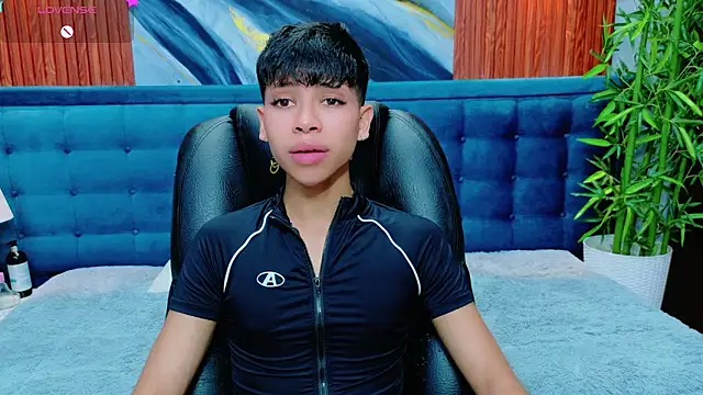 Snapshot of dilan_911 chatting on 03/15/26, 05:52 dilan 911 online show from 03/15/26, 05:52