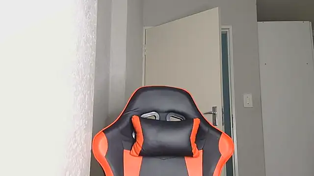 Ballenciaa online show from 11/01/25, 07:05