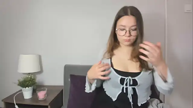 Snapshot of KatySensualy chatting on 09/22/25, 06:48 KatySensualy online show from 09/22/25, 06:48