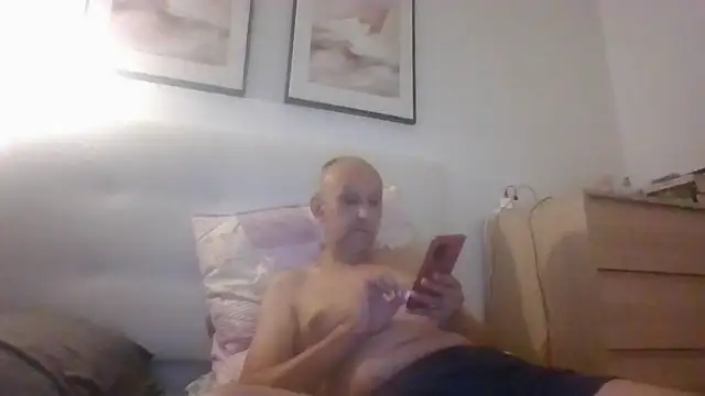 Snapshot of Emily_de_Carla chatting on 07/08/26, 10:25 Emily de Carla online show from 07/08/26, 10:25