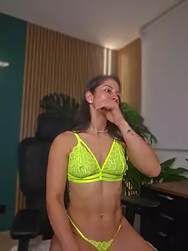 sarah rayy online show from 07/24/26, 01:03