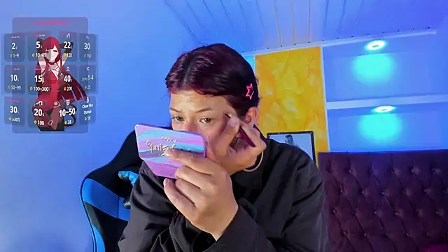 Snapshot of Raven_Rouge_ chatting on 11/23/25, 05:07 Raven Rouge online show from 11/23/25, 05:07