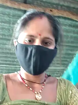 Hot-ilaiy online show from 09/16/25, 11:00