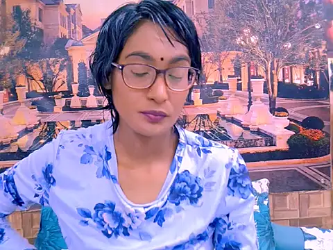 Snapshot of IndianRebel4u2Luv chatting on 05/27/26, 06:32 IndianRebel4u2Luv online show from 05/27/26, 06:32