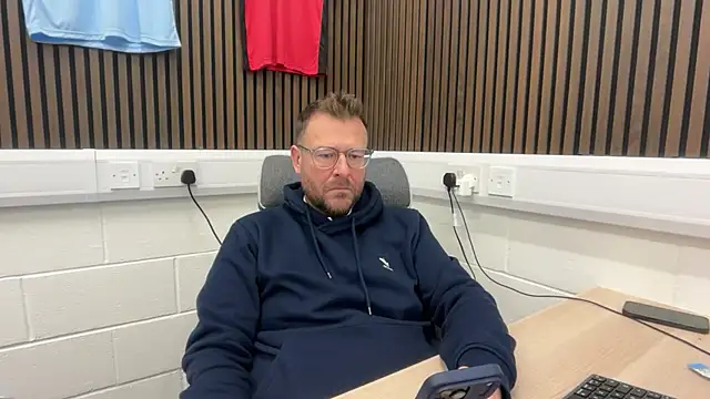 bilf1978 online show from 02/11/26, 07:24