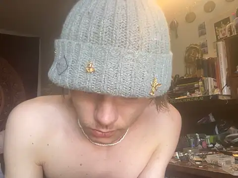 XanderOzzz online show from 09/12/25, 02:39