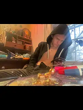 XanderOzzz online show from 11/30/25, 01:15