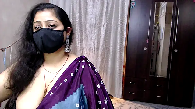 Snapshot of sexy_indianboobs chatting on 07/07/26, 11:47 sexy indianboobs online show from 07/07/26, 11:47