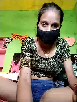 Snapshot of Punam_ji chatting on 03/08/26, 02:59 Punam ji online show from 03/08/26, 02:59