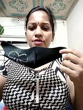 Payel 50 online show from 05/16/26, 07:05