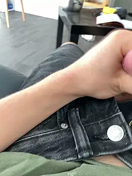 Loulou 2007 online show from 10/01/25, 08:31