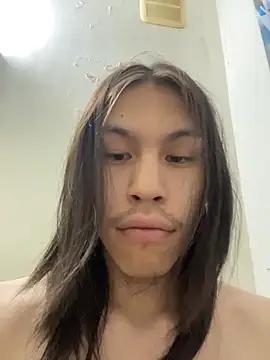 Snapshot of heytherepeoples717 chatting on 03/08/26, 06:28 heytherepeoples717 online show from 03/08/26, 06:28