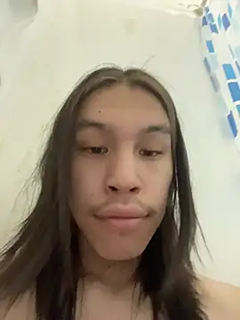 Snapshot of heytherepeoples717 chatting on 03/19/26, 11:25 heytherepeoples717 online show from 03/19/26, 11:25