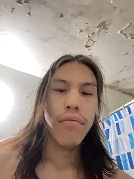 Snapshot of heytherepeoples717 chatting on 04/09/26, 11:26 heytherepeoples717 online show from 04/09/26, 11:26