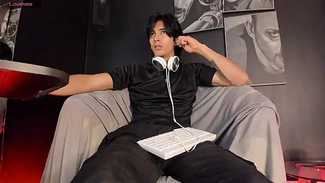 jett savage online show from 09/24/25, 01:25