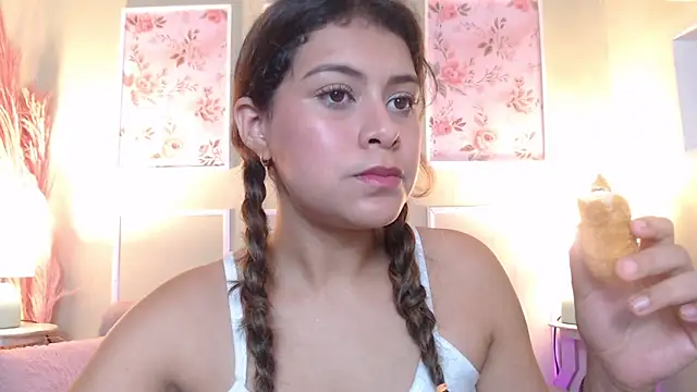 CurlyDani online show from 02/22/26, 02:45