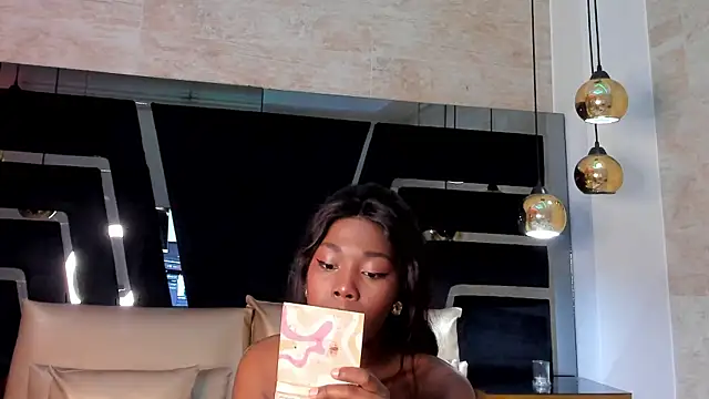 AbbieCyruz online show from 09/16/25, 12:06