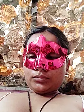 Snapshot of rimasharma_10 chatting on 05/24/26, 05:12 rimasharma 10 online show from 05/24/26, 05:12