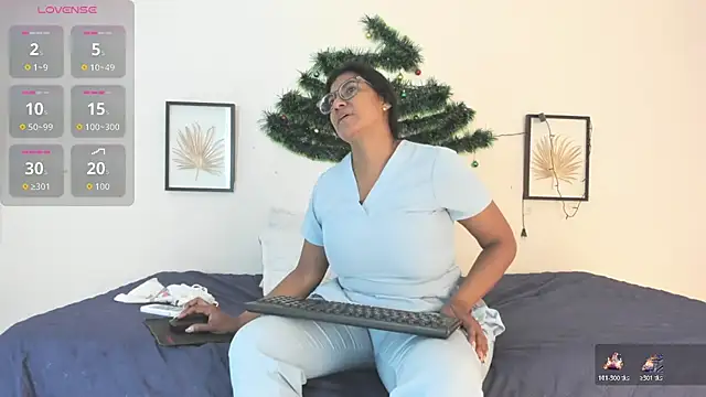  Miaa khalifa  online show from 01/06/26, 12:31