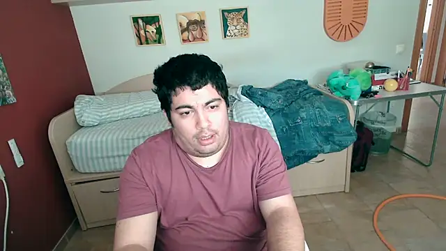 Snapshot of Martigato3 chatting on 04/16/26, 03:24 Martigato3 online show from 04/16/26, 03:24