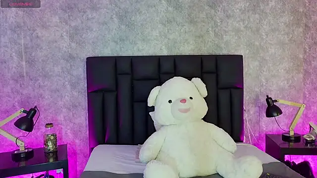 crystaldarliing online show from 05/28/26, 04:15