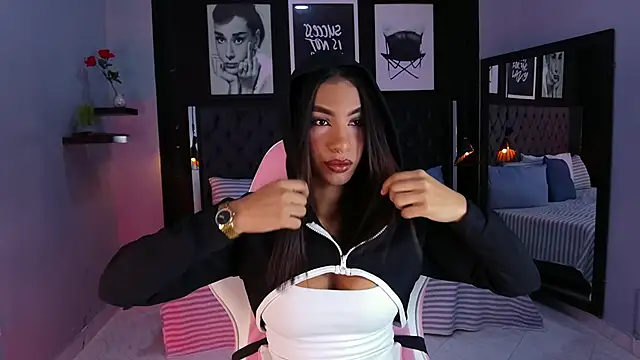 Snapshot of kitty_collins_ chatting on 01/12/26, 11:37 kitty collins online show from 01/12/26, 11:37