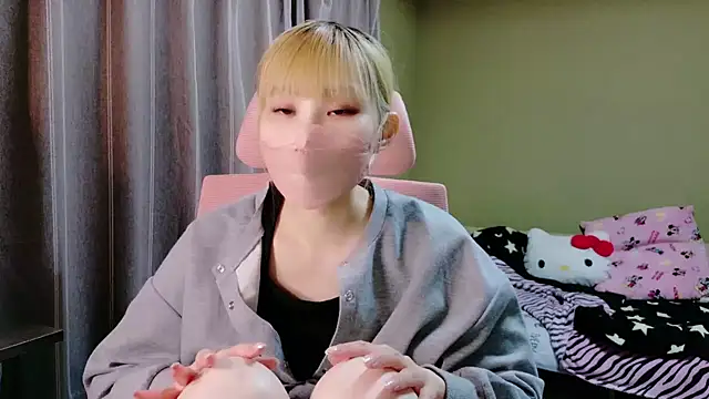 miyu0002 online show from 10/16/25, 03:13