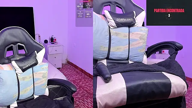 Snapshot of valeriatorrez_ chatting on 10/24/25, 04:36 valeriatorrez  online show from 10/24/25, 04:36