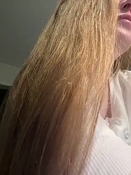 Snapshot of DeniMilkyyyyy chatting on 03/10/26, 07:52 DeniMilkyyyyy online show from 03/10/26, 07:52