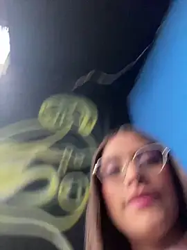 Hannacooper3 online show from 12/03/25, 10:30