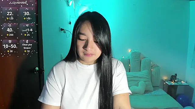 Snapshot of pretti_scarlett chatting on 09/11/25, 12:22 pretti scarlett online show from 09/11/25, 12:22