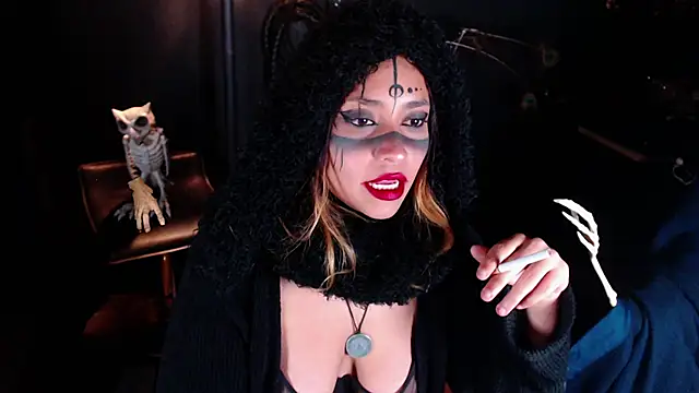 Snapshot of SabaTheCourtesan chatting on 10/29/25, 05:20 SabaTheCourtesan online show from 10/29/25, 05:20