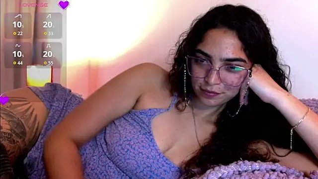 Ariagal online show from 10/23/25, 09:24