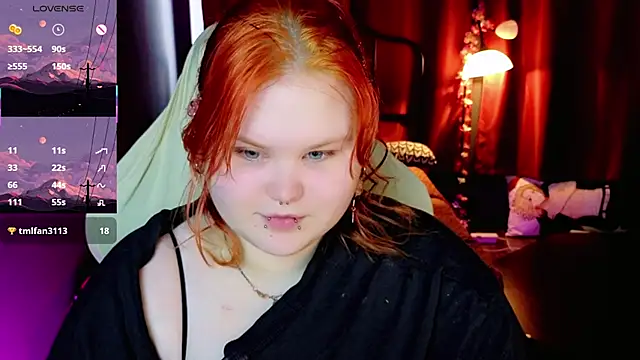 Snapshot of fillisfox_ chatting on 04/21/26, 06:09 fillisfox online show from 04/21/26, 06:09