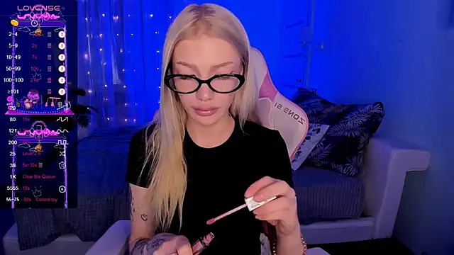 AnyaTaylor  online show from 03/29/26, 02:22