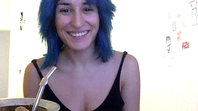 kendrafarq online show from 01/12/26, 02:22