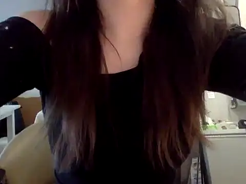 Snapshot of Mia_8 chatting on 03/17/26, 02:27 Mia 8 online show from 03/17/26, 02:27