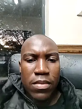 Snapshot of shebeshid chatting on 11/18/25, 04:55 shebeshid online show from 11/18/25, 04:55