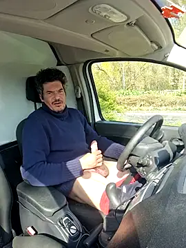 twitshe online show from 03/24/26, 09:14