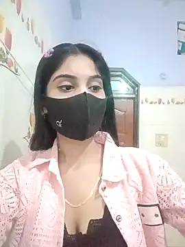 Snapshot of Hot-Soniya733 chatting on 09/12/25, 07:03 Hot-Soniya733 online show from 09/12/25, 07:03