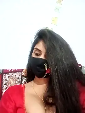 Hot-Soniya733 online show from 02/05/26, 01:05