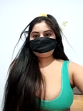 Snapshot of Hot-Soniya733 chatting on 03/08/26, 08:12 Hot-Soniya733 online show from 03/08/26, 08:12